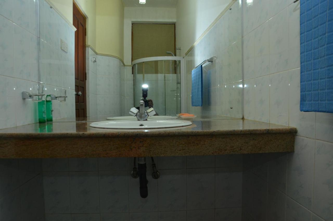 Hotel Mandakini Battaramulla Zewnętrze zdjęcie